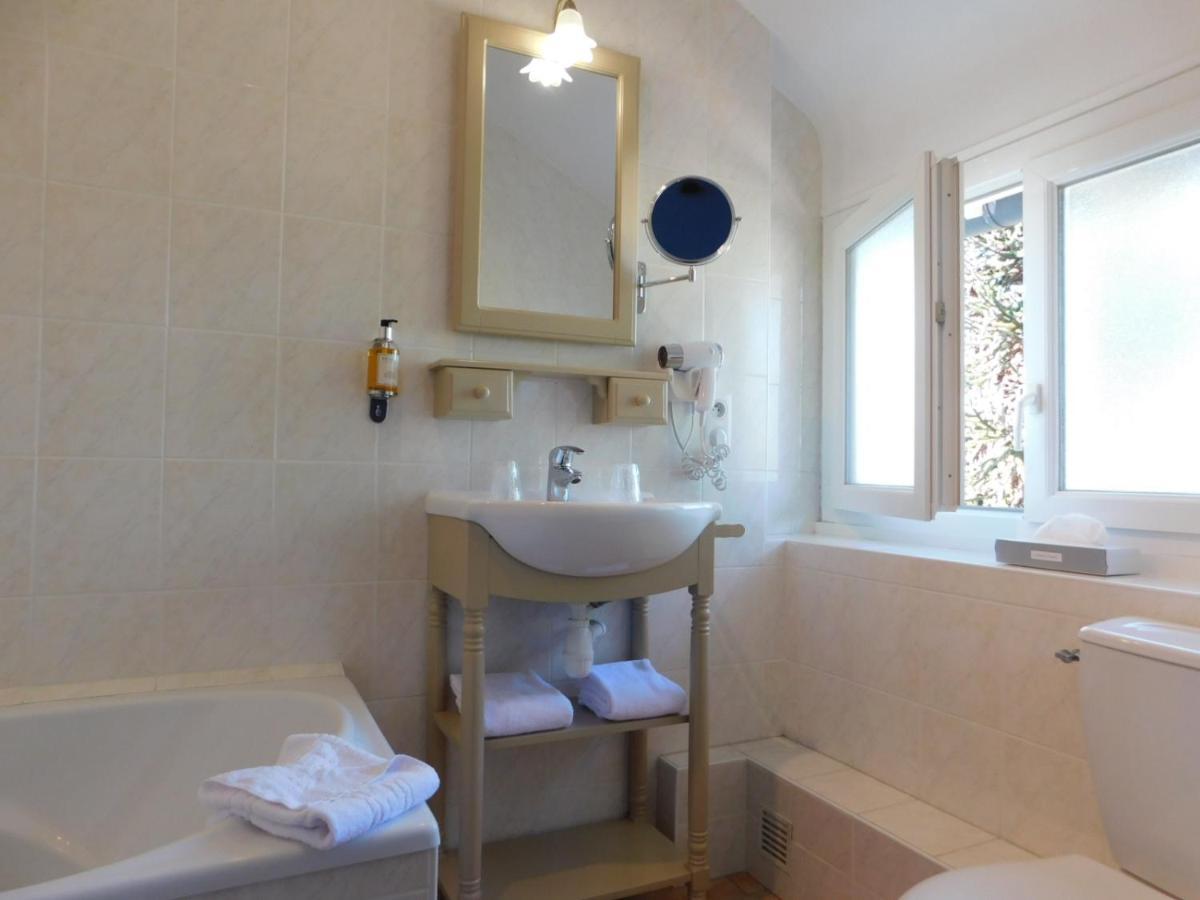 Hotel Logis Marjane Saint-Jean-le-Blanc